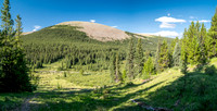 Hiking between the CC8 and CC9 junctions along the Scalp Creek Trail.