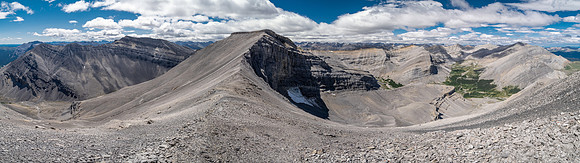 Traversing from GR857-343 to Elch Peak.