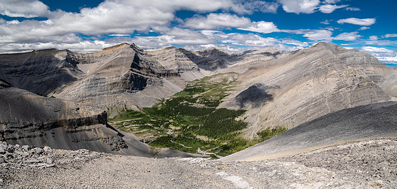 Hiking up the NE outlier ridge of GR857-343 with views over Scalp Creek.