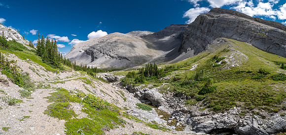 Exiting the NE trending valley along Scalp Creek between HH89 and Elch Peak.