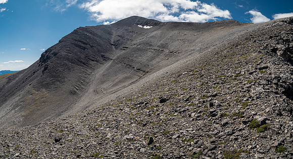 Hiking up the NE outlier ridge of GR857-343.