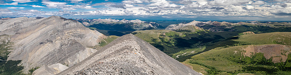 Summit views from GR857-343.