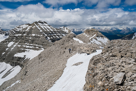 Scrambling the ridge between Baril and Cornwell.