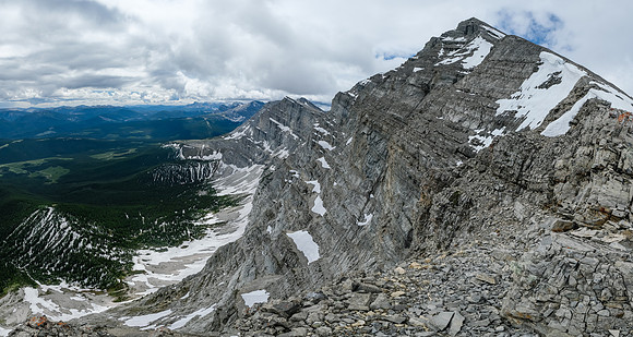 The east face of Baril.