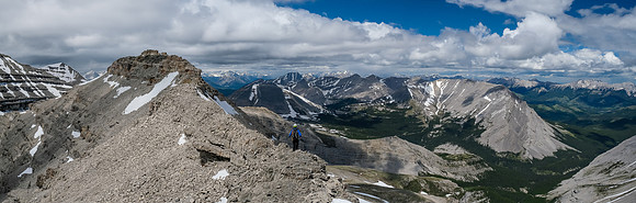 Scrambling the ridge between Baril and Cornwell.
