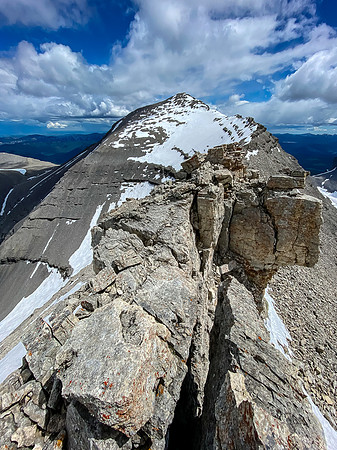 Despite appearances the ridge is moderate scrambling and a lot of fun.