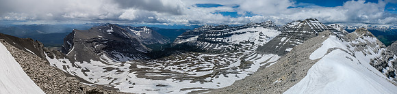 Scrambling the ridge between Baril and Cornwell.