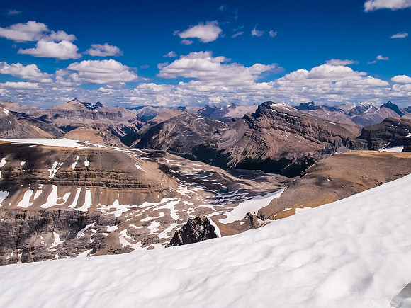 Quill Peak (R) with Loudon at left distance.