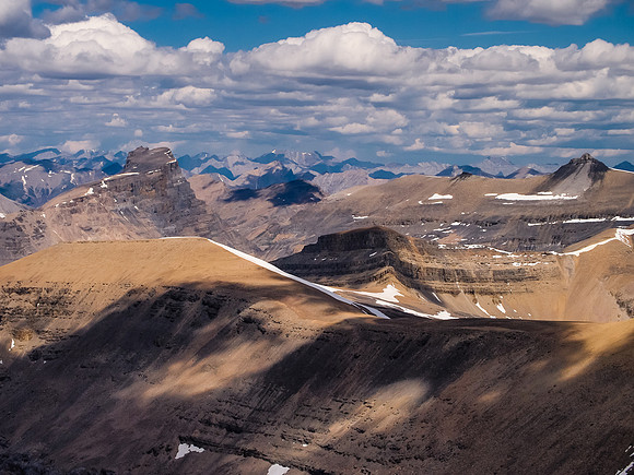 Corona Ridge (L) and the false summit of Marmota (R).