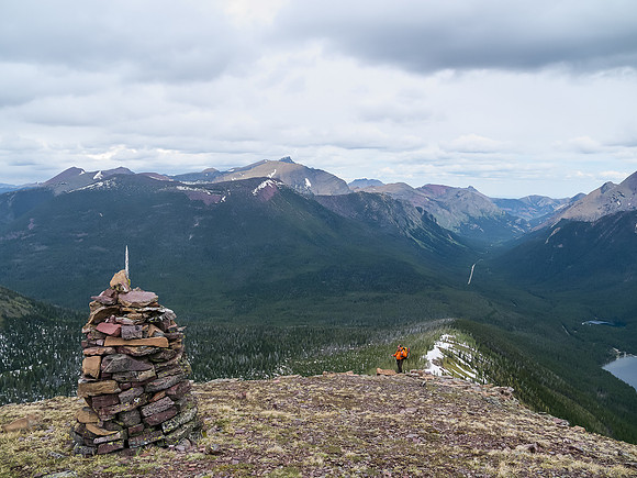 Wietse comes up to Forum Peak.