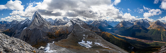 Views back to Birdwood, Sir Douglas, Snow Peak, Leman, Leval, Vavasour, White Man and Warre (R).