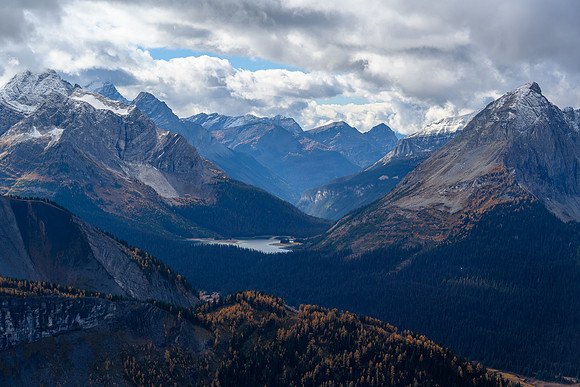 King Albert, Leman, Queen Mary, Leman Lake and Leval Mountain (R).