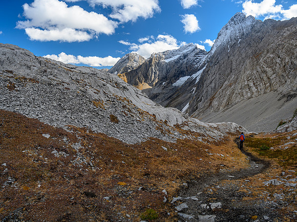 Descending into Commonwealth Creek from Smuts Pass.