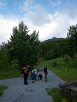 Leaving the trailhead.