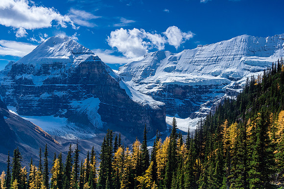 Great views looking towards Lefroy (left) and Victoria (right).