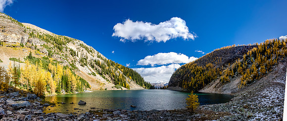 Lake Agnes from the back side (tea house is across from here). Beehive on the right, Piran on the left.