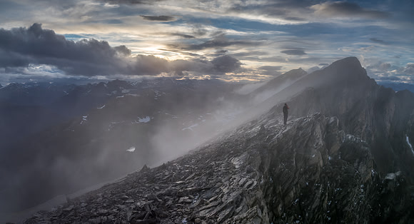 Very dramatic scenery as we continue to navigate the ridge to Fatigue Pass after the storm.