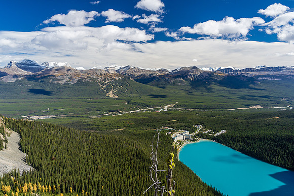 The Lake Louise ski resort lies across the TCH.