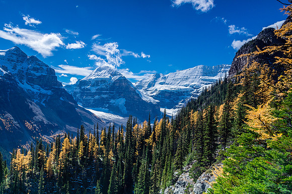 Great views looking towards Lefroy (left) and Victoria (right).