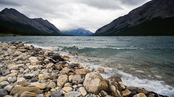 Spray Lakes.