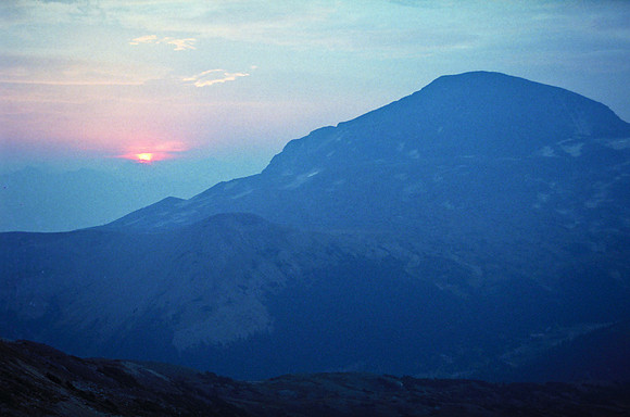 A smoky sunrise from the lower slopes of Mount Tekarra.