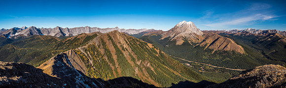 Looking west (L) and north (R) the view includes Odlum, Storelk, Tyrwhitt, Lipsett, Mist, Eagle Ridge, Mist Ridge and Gibraltar.