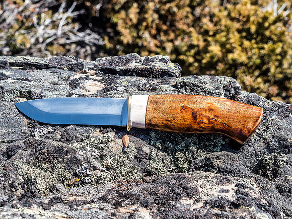 My birthday present this year was a gorgeous hunting knife from Karesuando Kniven, hand crafted in Sweden north of the arctic circle
