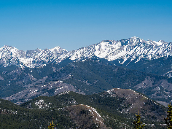 The Lineham Peaks.