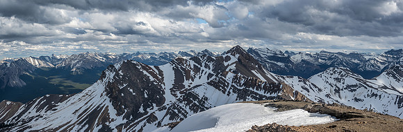 A nice panorama looking up the Siffleur River Valley at left and towards Whirlpool Ridge and the Siffleur Wilderness beyond.