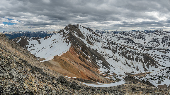 Starting the tedious, rubbly traverse towards the Two O'Clock col.