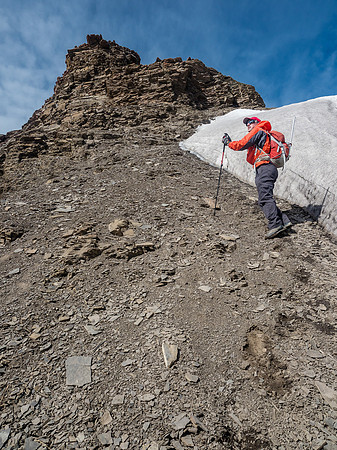 Looking for the route.