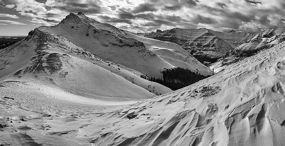 Great views south and west from the south ridge of Kink.