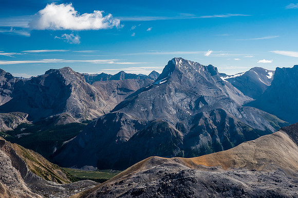 Cataract Peak is a near-11000er. To it's left is the creatively named, "Little Cataract" Peak.