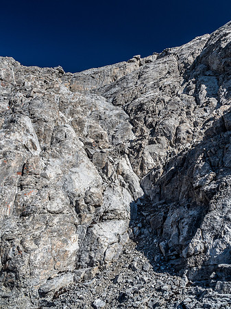 I can see why some folks don't spot the moderate route - it looks a wee bit exposed from the bottom.
