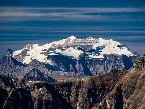 Gorgeous early morning lighting on Mount Victoria.
