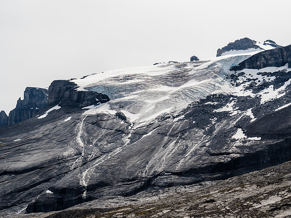 A closer look at Hector's north glacier showing the scoured rock and rapidly diminishing sheet of ice and snow.