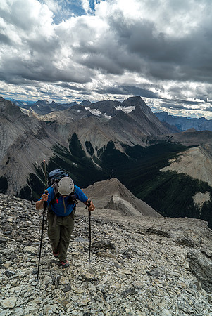 Eric follows me up the SE ridge.