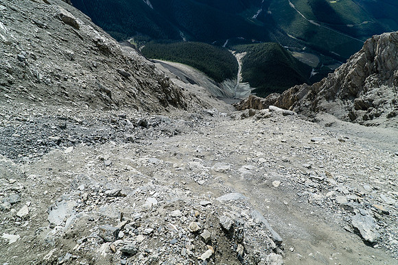 This exposure could be an issue with snow or ice on the traverse, but was no big deal with soft scree and a partial trail