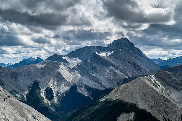 Mount Mike is one of only a few named peaks in the Quinn Range and is very close to 11,000 feet high itself.