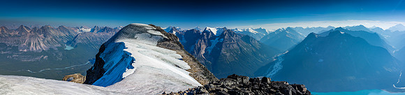 The gorgeous summit ridge of Fortress Mountain.