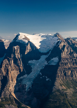 Mount Quincy is an impressive and rarely climbed peak to the south of Fortress.