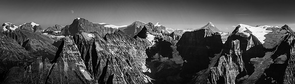 Panorama from Diadem / Woolley on the left to Alberta, North Twin, South Twin, Columbia and Quincy to the right.