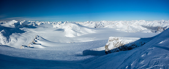 Looking back over the rock outcrop and the Wapta Icefield.