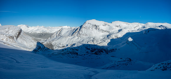 Steven Song and Kev Papke are coming up the headwall after getting to the Bow Hut on Friday afternoon.