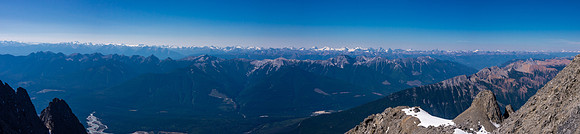 Higher than most other peaks in the vicinity now - still not at the crux.
