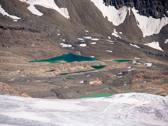 Colorful tarns near the Hanbury Glacier.