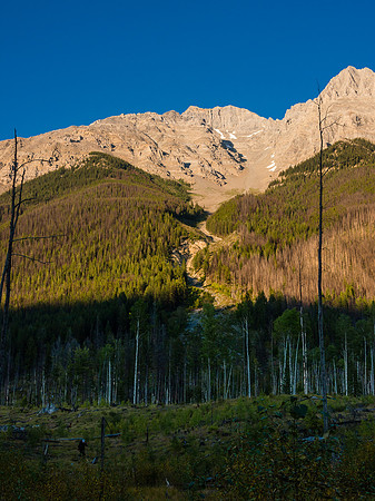Looking back at Vaux with the ascent gully clearly visible. Man that thing is huge!