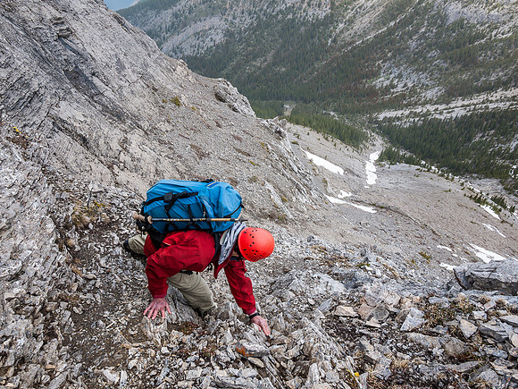 Loose and tricky downclimbing - you really don't want snow or ice here!