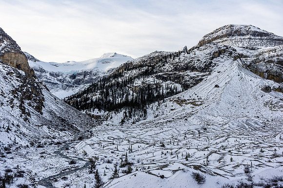 Turned climber's right out of this photo soon after this. The moraine at right is used to access Iceberg Lake and Portal Peak.