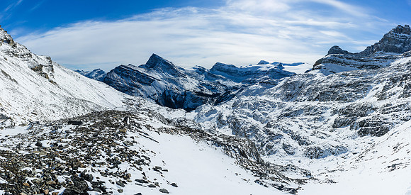 At the bottom of the scree slope from the col, looking over my escape route.
